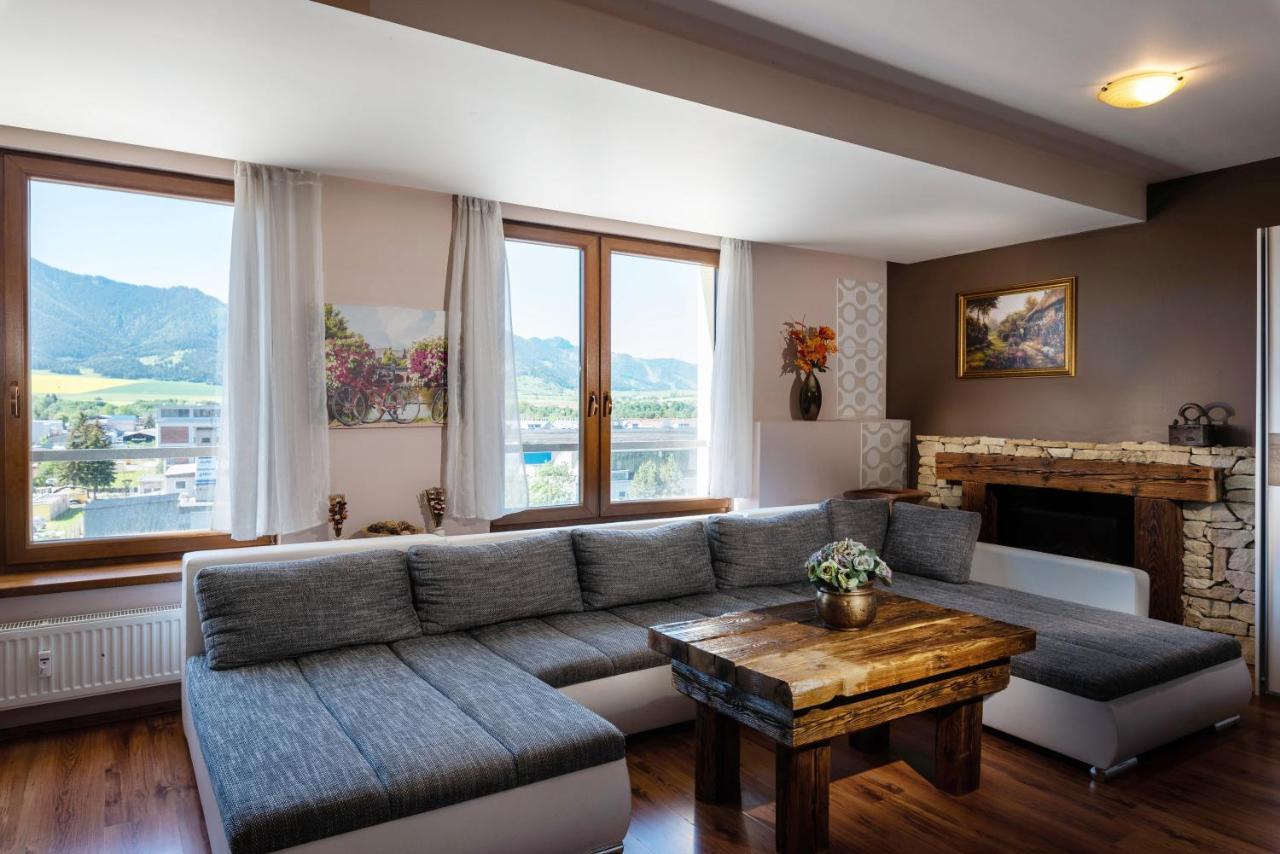 Liptovský Mikuláš Apartments Sofia מראה חיצוני תמונה